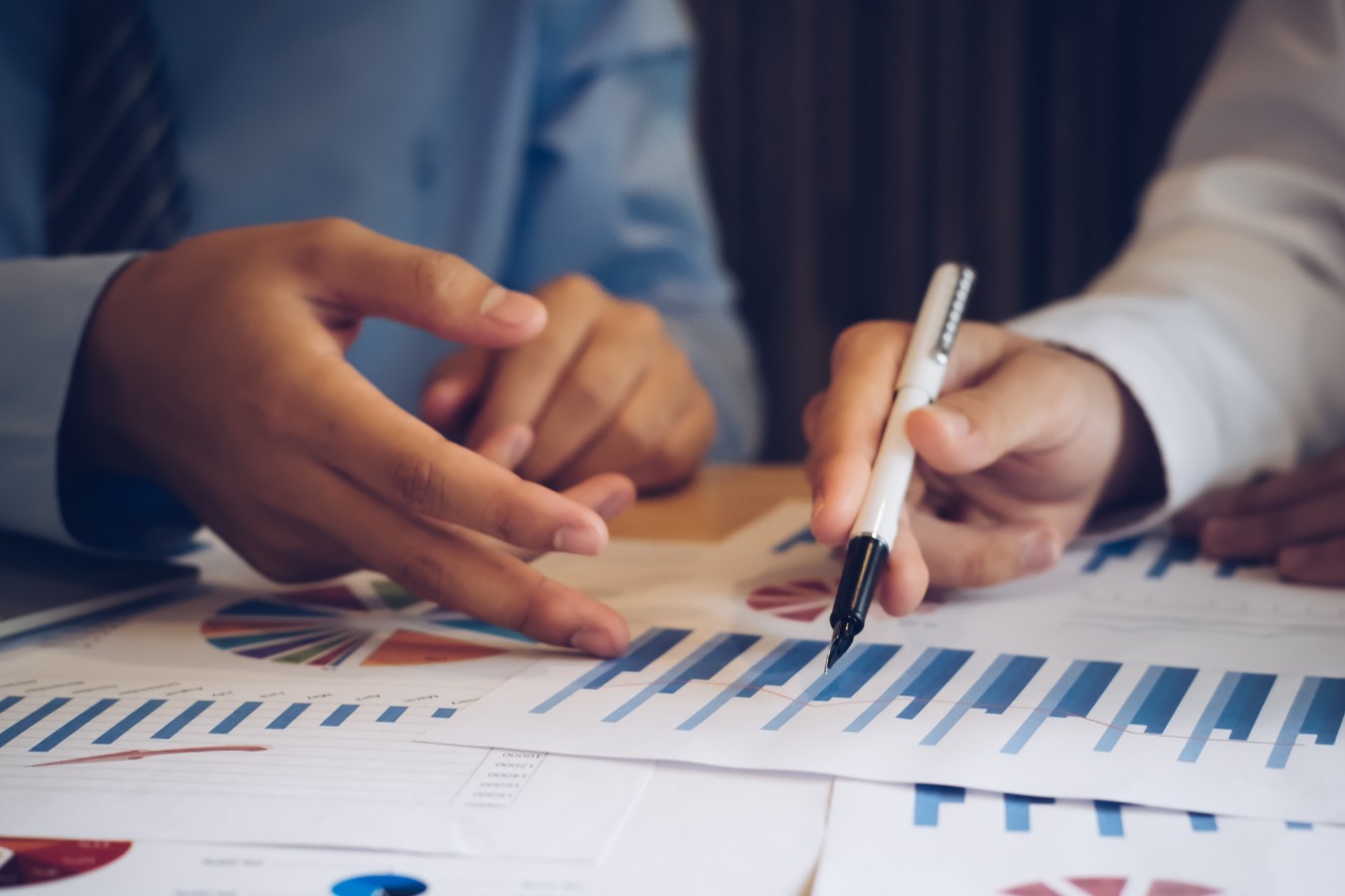 Benefícios diretos do SEO e do GEO para Negócios em crescimento (Ativo valioso para o Valuantion)